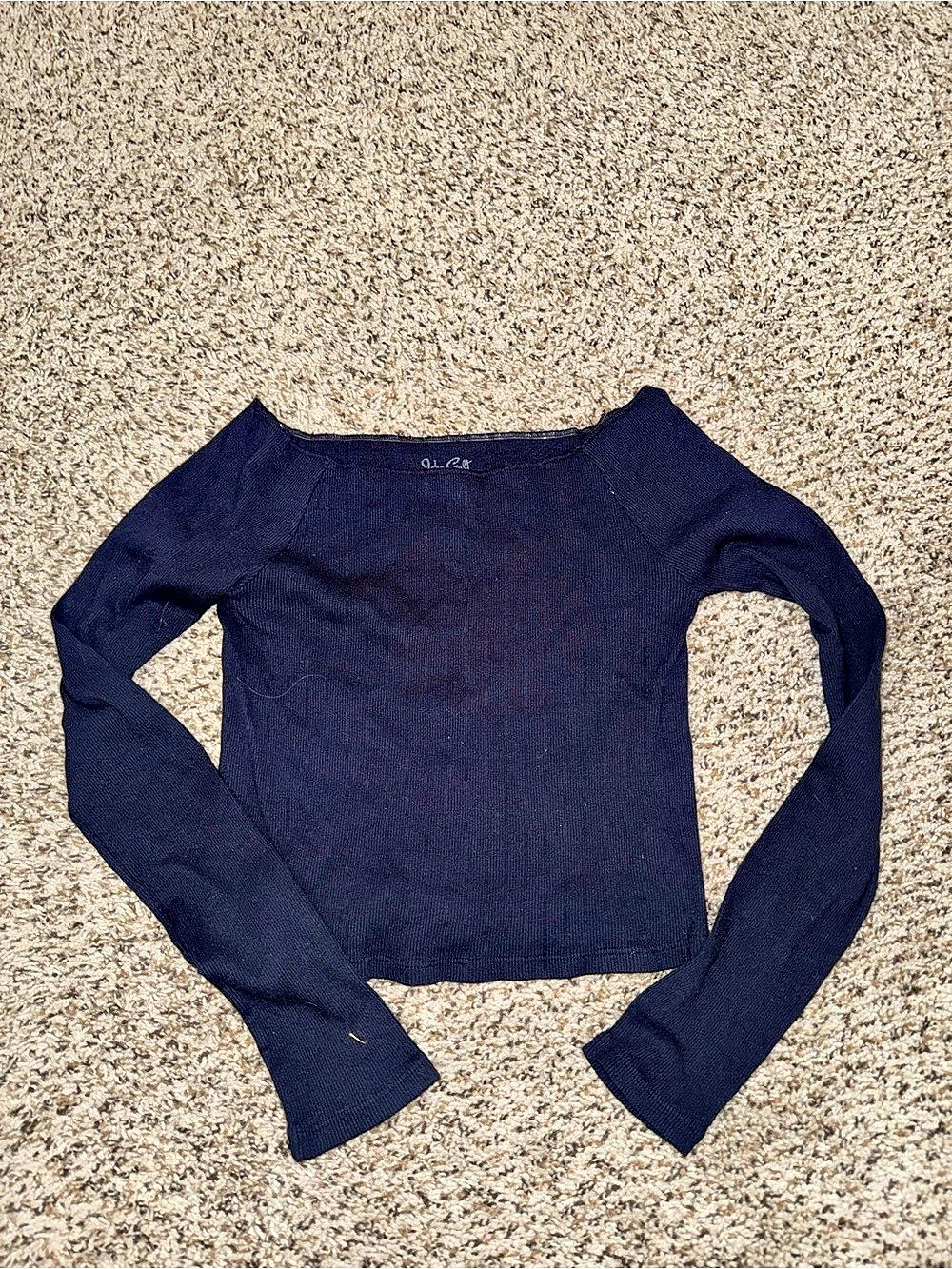 John Galt Off The Shoulder Long Sleeve Top in Navy⭐️ Never worn⭐️